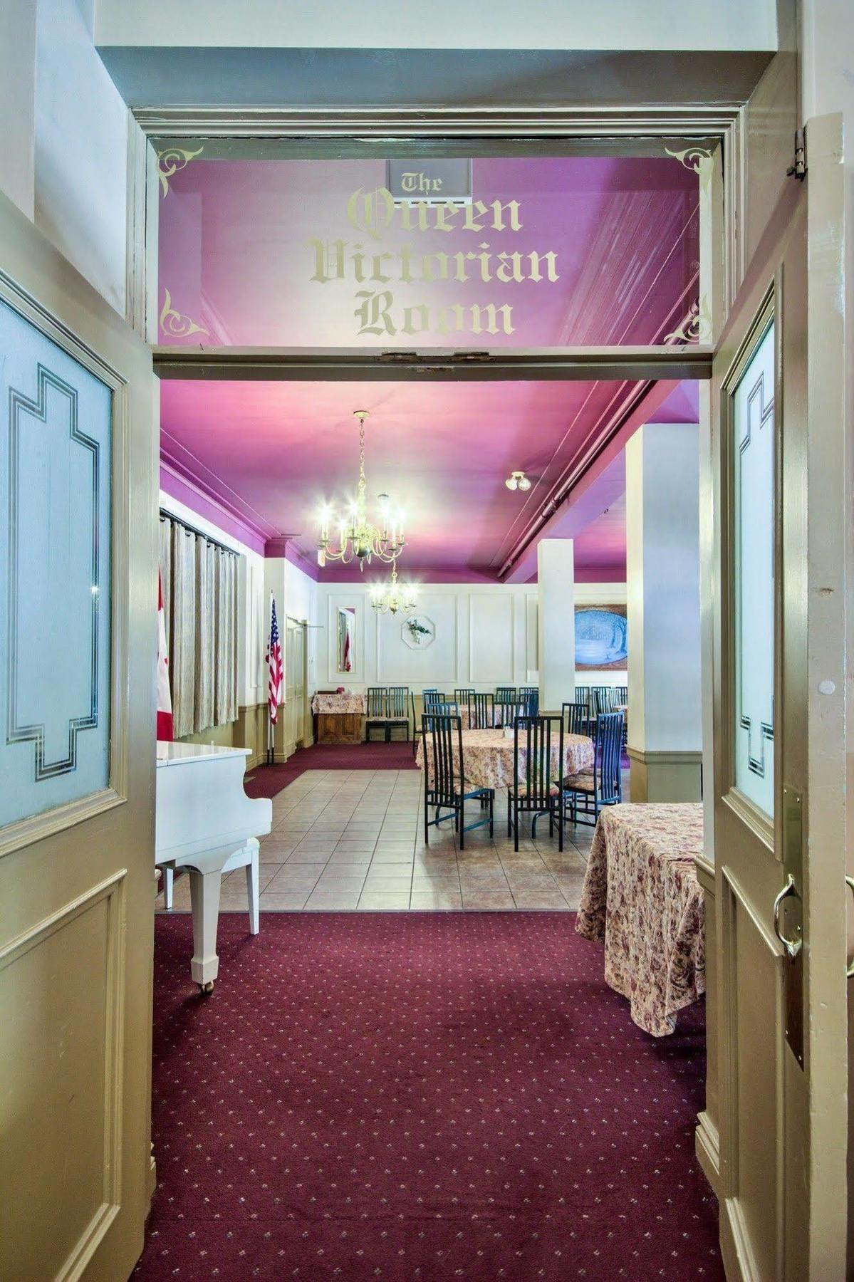 Queen'S Inn Stratford Luaran gambar
